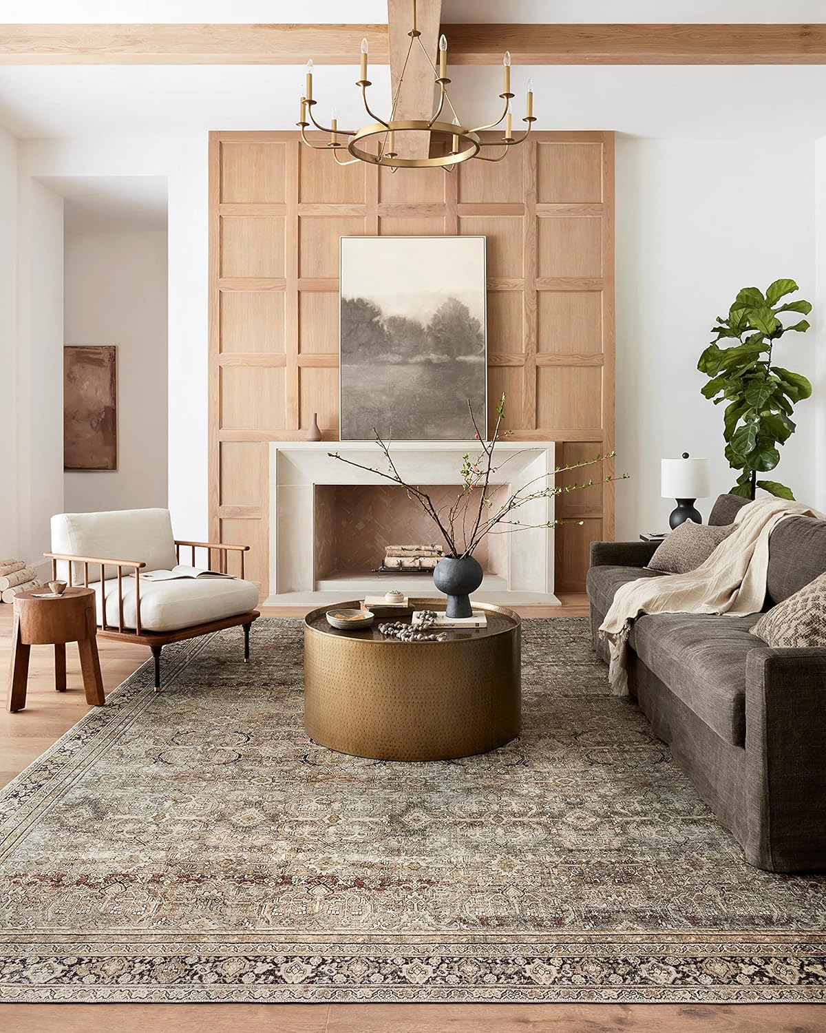 Living Room Decor Buying Guide: How to Choose Furniture, Lighting & Accessories