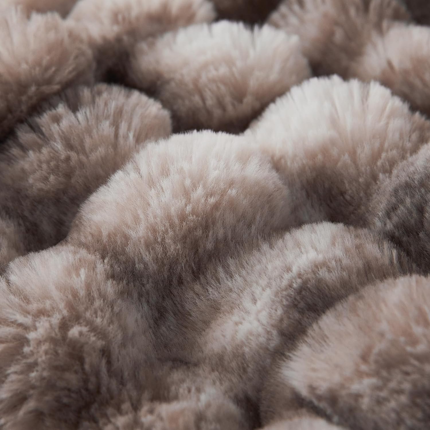 COOVA Faux Fur Throw Blanket - Home Decor luxury furniture for sale - Image 3