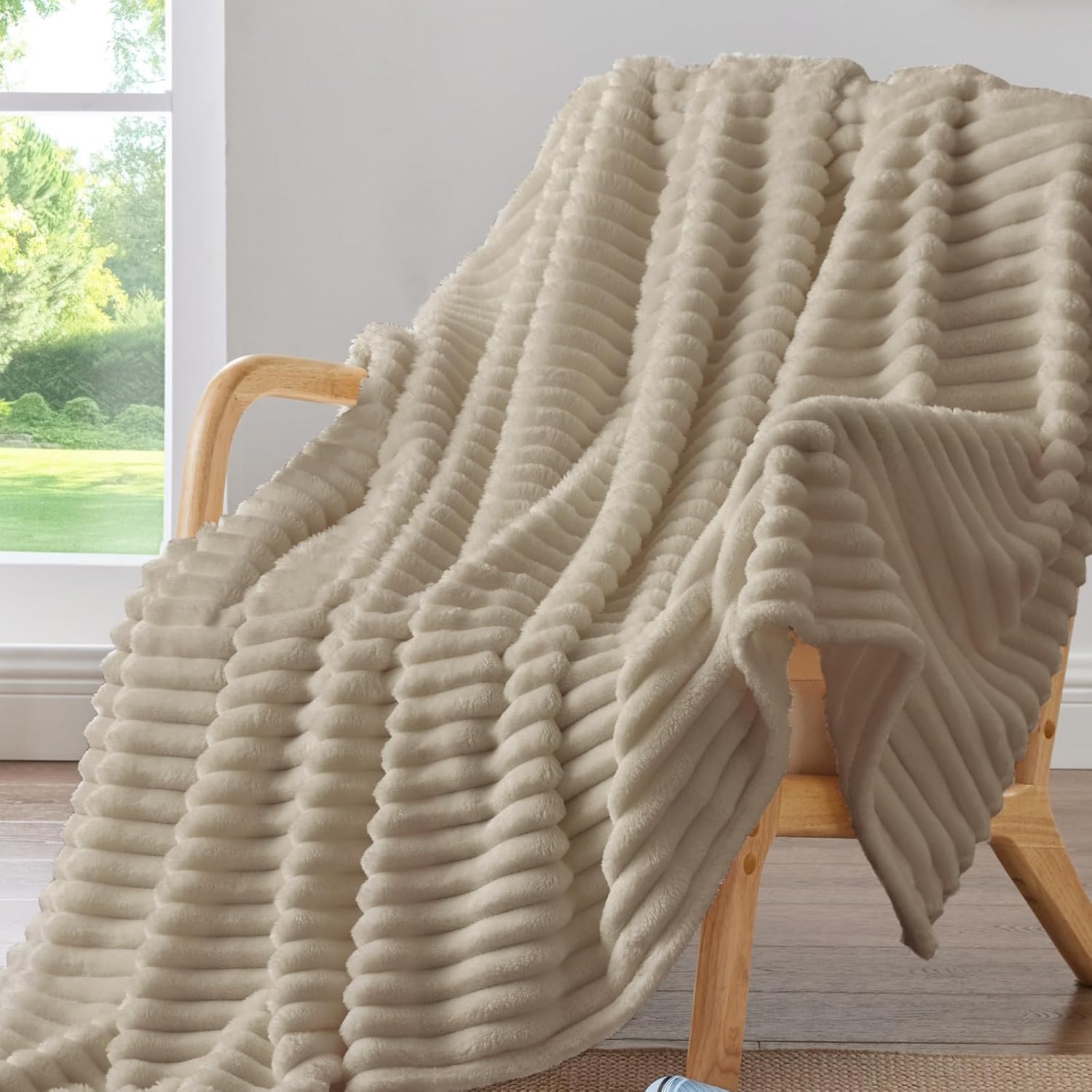 BEDELITE Fleece Throw Blanket